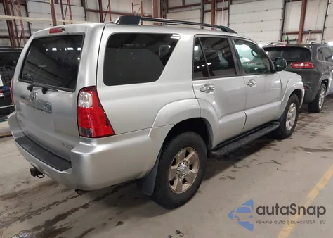 2006 Toyota 4Runner Sr5 V6 z USA, uszkodzony, nr VIN JTEBU14R068063794
